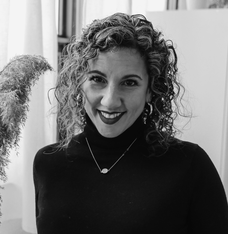 Sharon Lauricella headshot